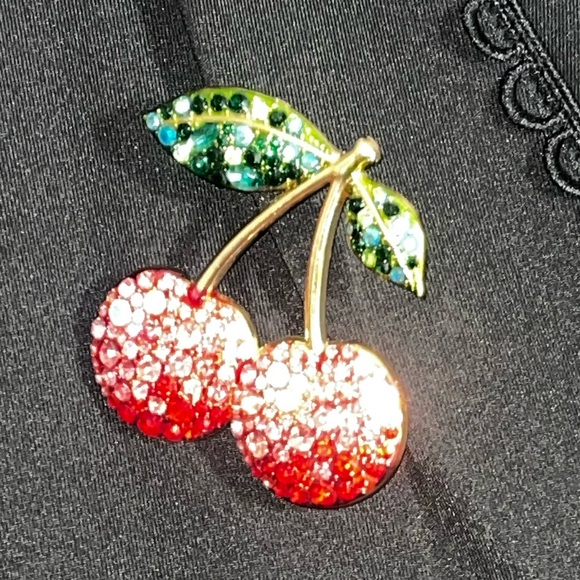 Red Cherry Brooch with Green Leaves - Picture 5 of 6